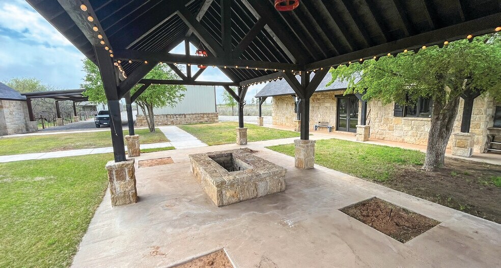 More Photos Of 1510 US Highway 83, Childress Land For Sale