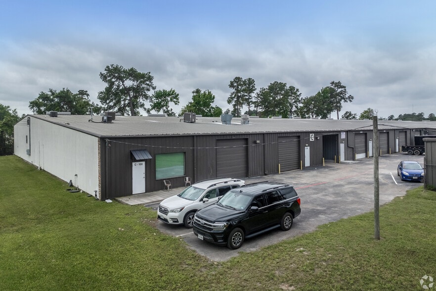 More Photos Of 16261 Hollister St, Houston Unknown For Lease