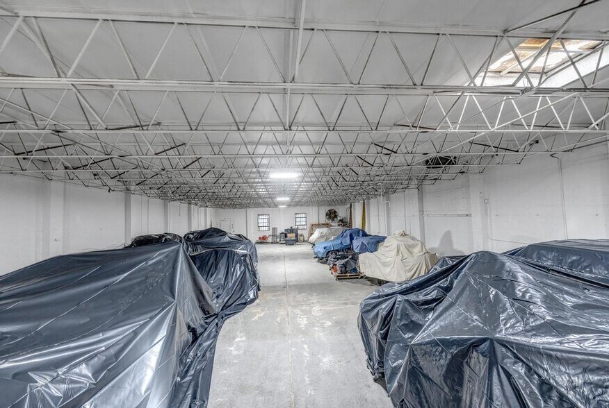 More Photos Of 931 N Liberty St, Jacksonville Warehouse For Sale