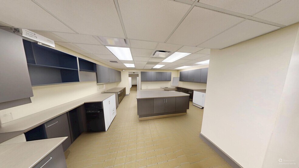 More Photos Of 505 E Washington Blvd, Fort Wayne Medical For Sale