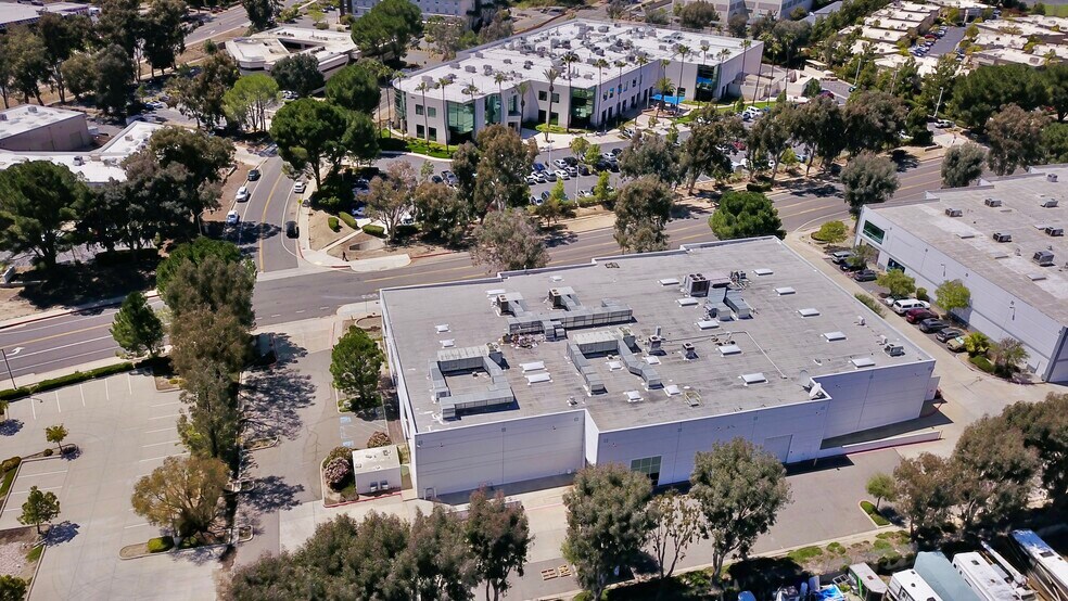 More Photos Of 43455 Business Park Dr, Temecula Research And Development For Sale