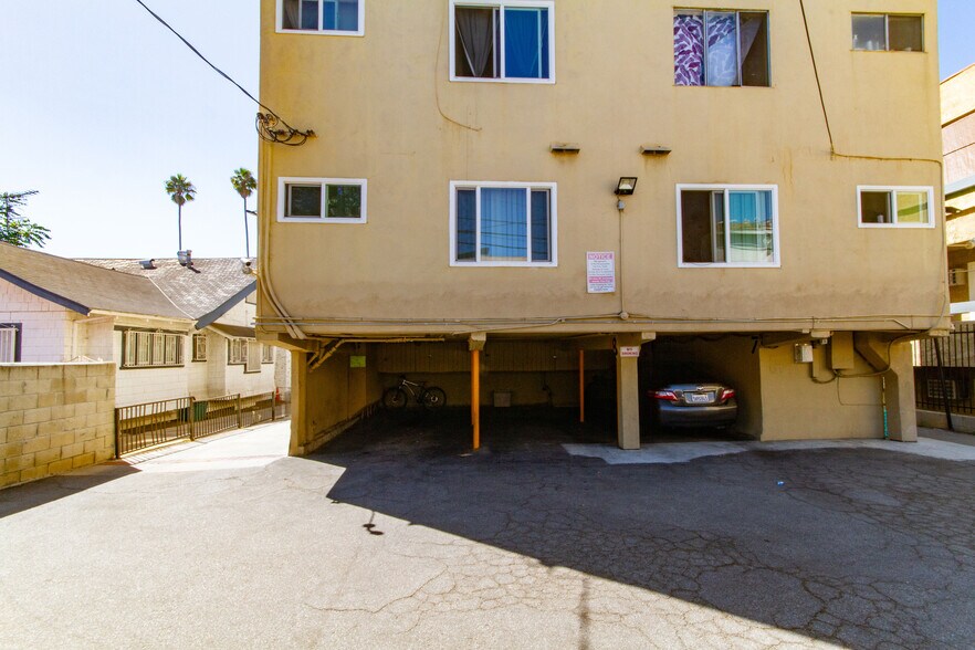 More Photos Of , Los Angeles Multifamily For Sale