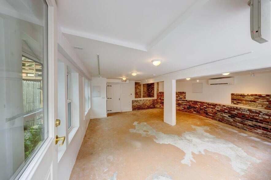 More Photos Of 313 Main St, Wellfleet Storefront Retail Residential For Sale