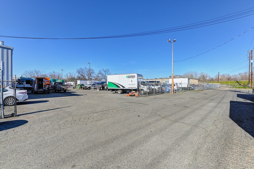 More Photos Of 1441 Richards Blvd, Sacramento Service For Lease