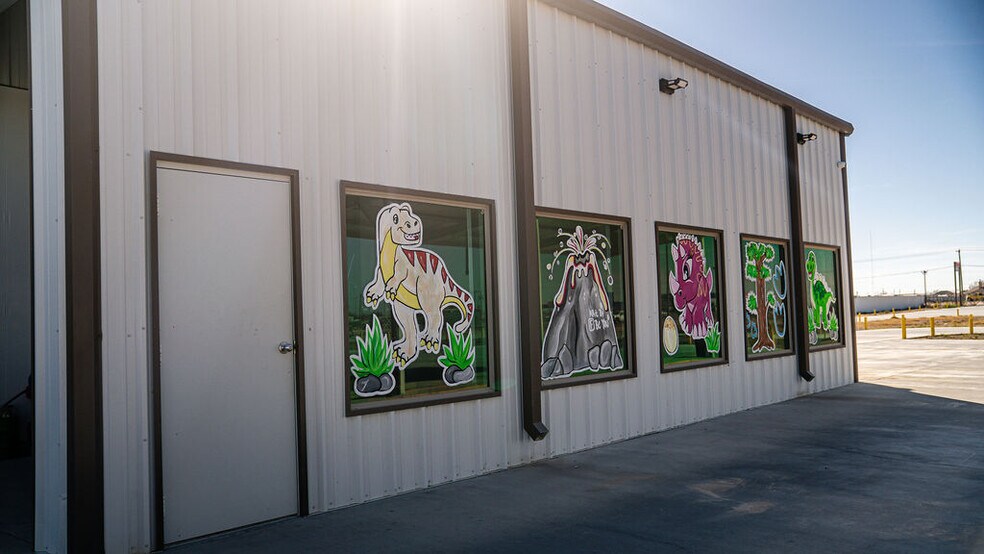 More Photos Of 3720 N Moss Ave, Odessa Carwash For Sale