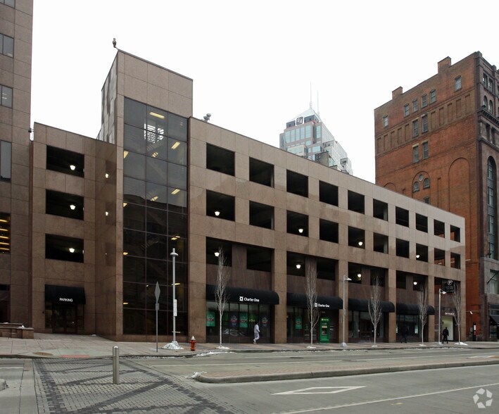 Primary Photo Of 313 Euclid Ave, Cleveland Parking Garage For Lease