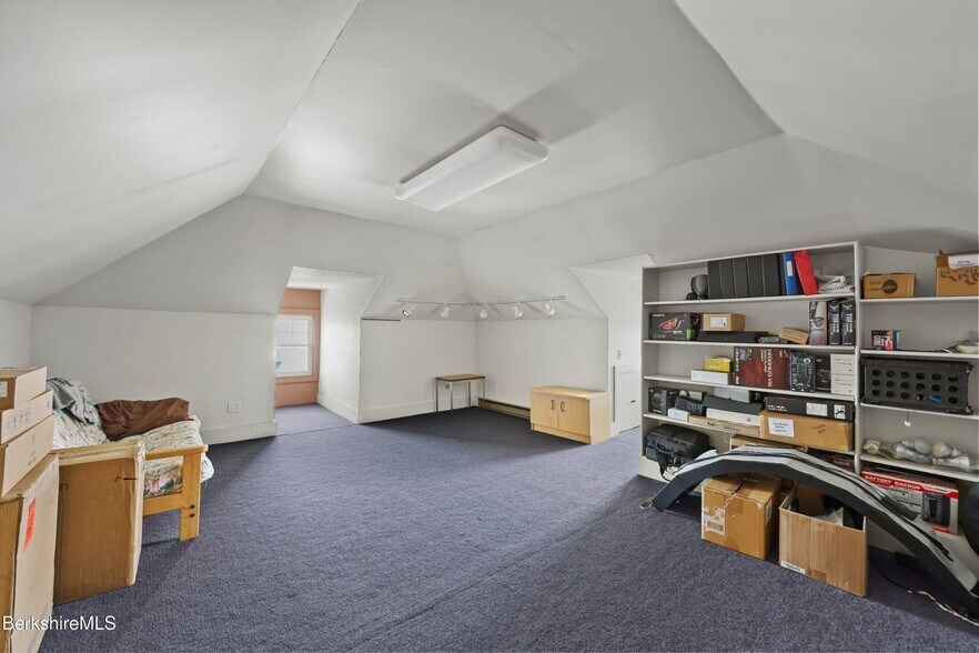 More Photos Of 92 Elm St, Pittsfield Office For Sale
