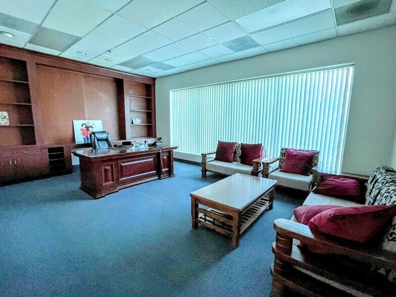 More Photos Of 1770 S Vineyard Ave, Ontario Warehouse For Sale
