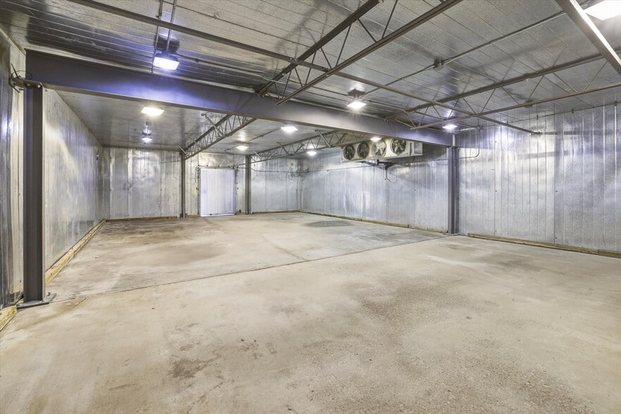 More Photos Of 4447 Entrepot Blvd, Tallahassee Refrigeration Cold Storage For Lease