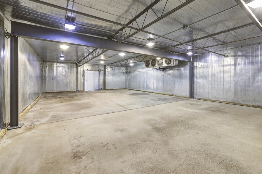 More Photos Of 4447 Entrepot Blvd, Tallahassee Refrigeration Cold Storage For Lease