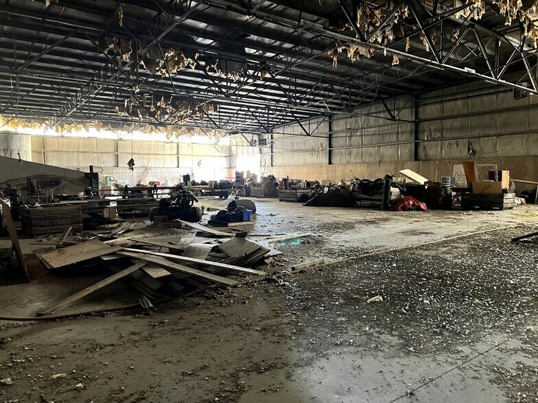 More Photos Of 1000 Washington St E, Vale Warehouse For Sale