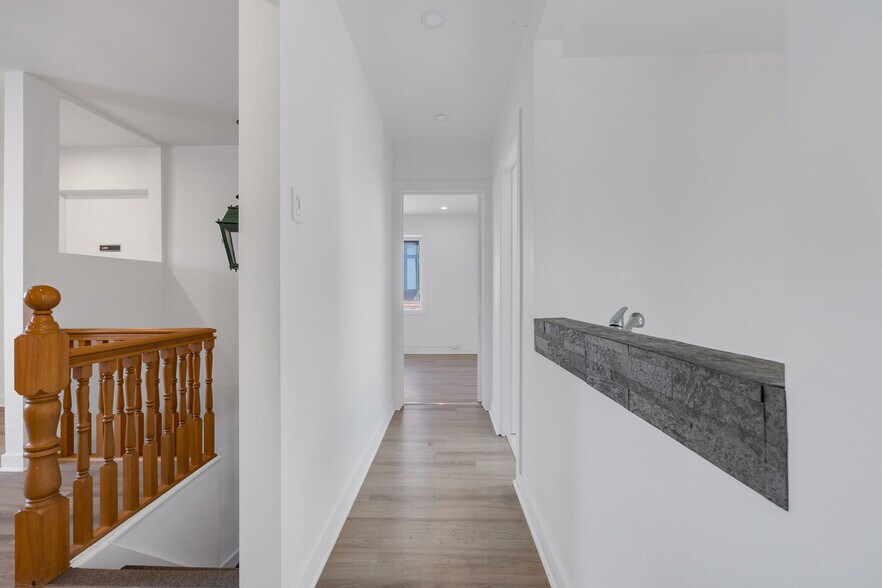 More Photos Of 5870 Rue Sherbrooke E, Montréal Office For Lease