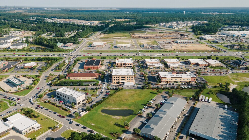 More Photos Of 509 Olde Waterford Way, Leland Office For Lease