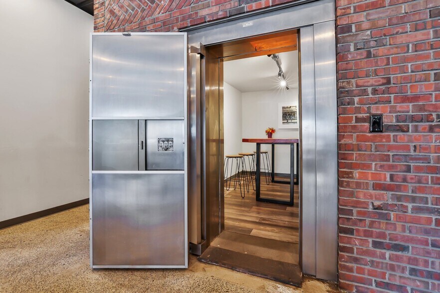 More Photos Of 50 Lafayette Ave, Suffern Freestanding For Sale