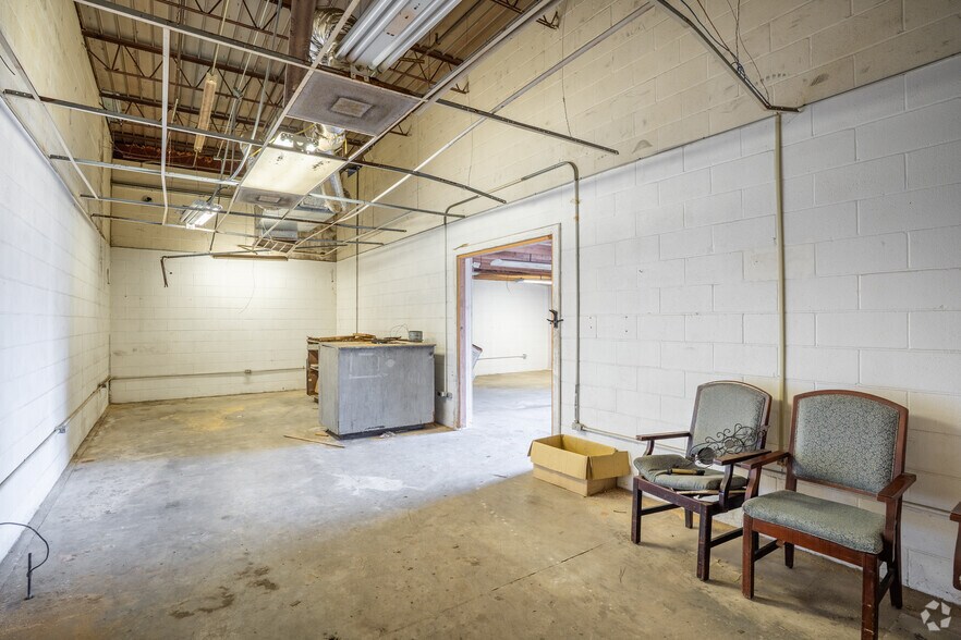 More Photos Of 3835 Gulfway Dr, Port Arthur Warehouse For Lease