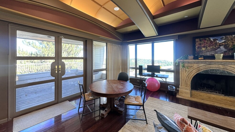 More Photos Of 538 Commons Dr, Golden Loft Creative Space For Sale