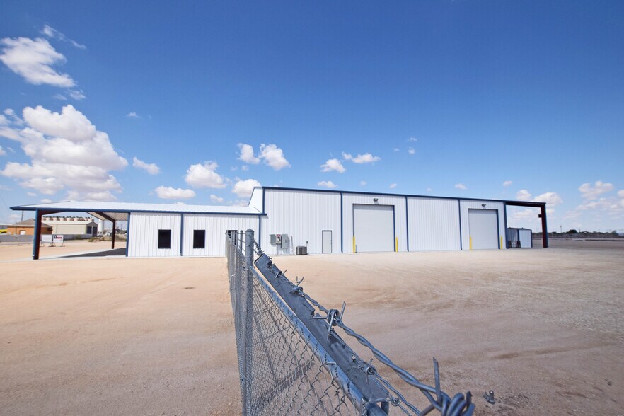 More Photos Of 8340 Boles Rd., Odessa Warehouse For Lease