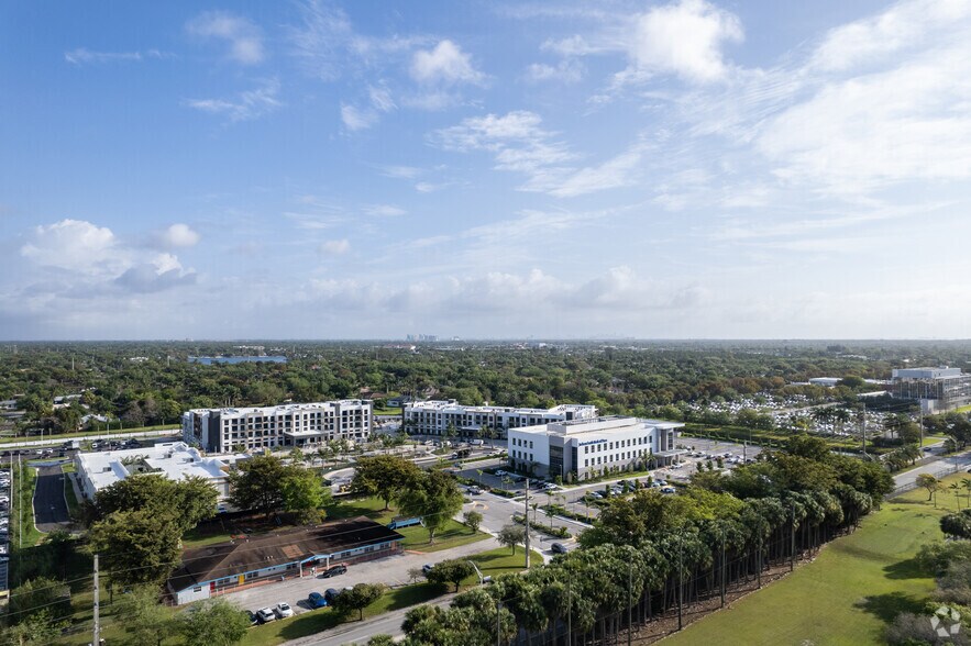 More Photos Of 15155 SW 97th Ave, Miami Medical For Lease