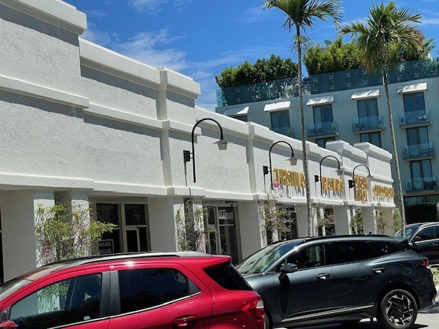 More Photos Of 241 NE 2nd Ave, Delray Beach Storefront For Lease