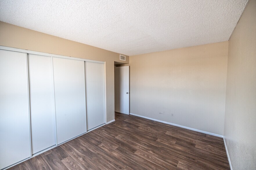 More Photos Of 2015 E Eugie Ter, Phoenix Apartments For Sale