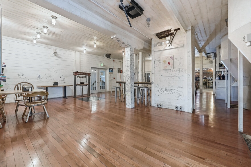 More Photos Of 100 S Old State Road 15, Leesburg Restaurant For Sale