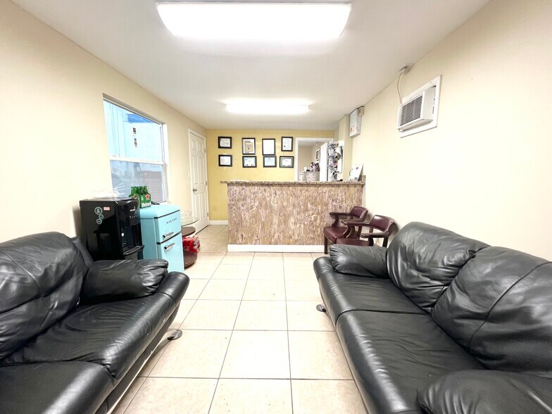 More Photos Of 813 NW 8th Ave, Fort Lauderdale Warehouse For Sale