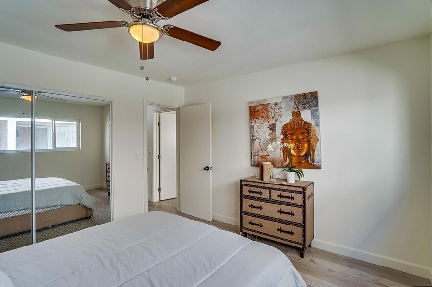 More Photos Of 1512 Sherman Pl, Long Beach Apartments For Sale