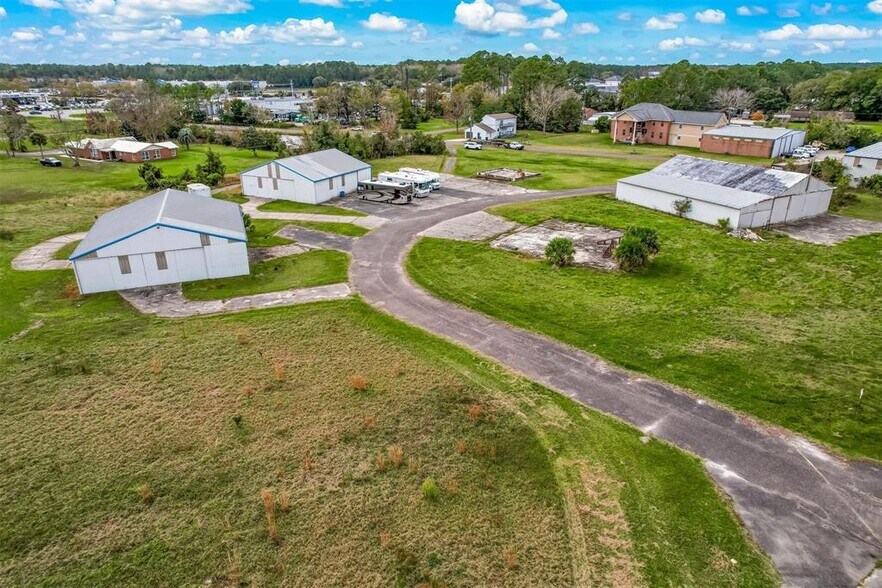 More Photos Of 96168 Cessna Dr, Yulee Airplane Hangar For Sale