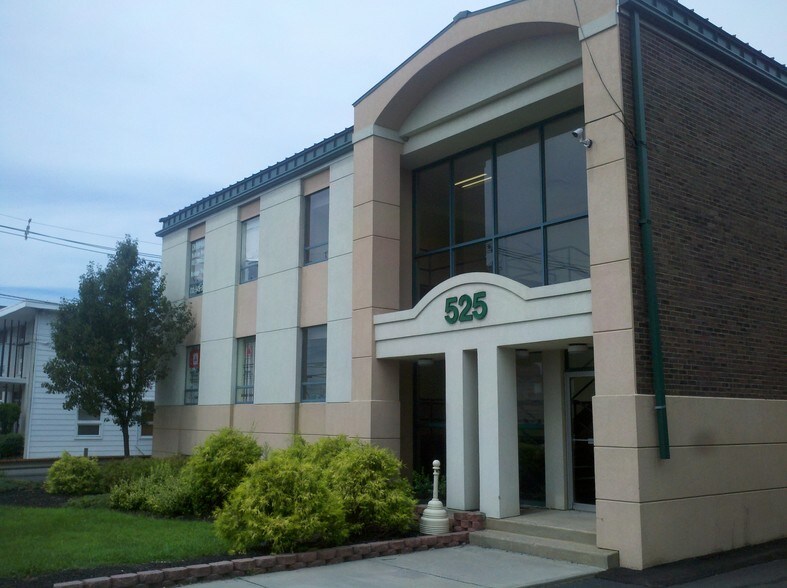 More Photos Of 525 Milltown Rd, North Brunswick Office For Lease