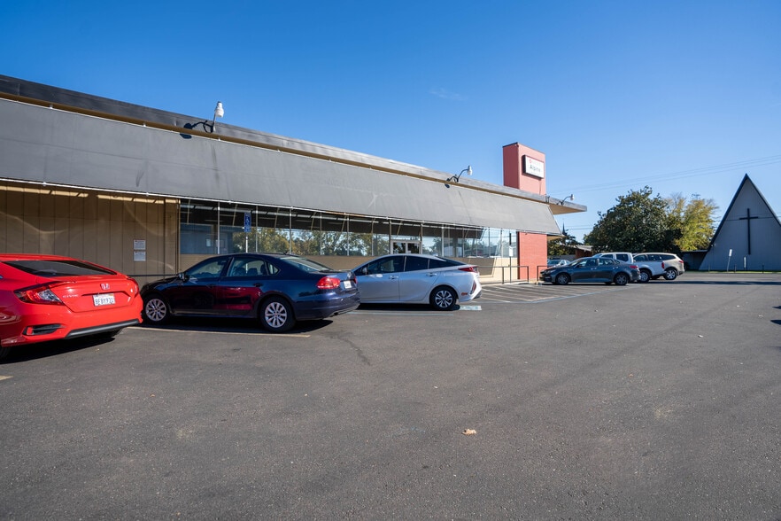 More Photos Of 3314-3406 Delaware Ave, Stockton Storefront For Sale