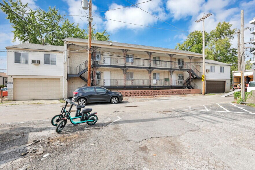 More Photos Of 27 W 8th Ave, Columbus Apartments For Sale