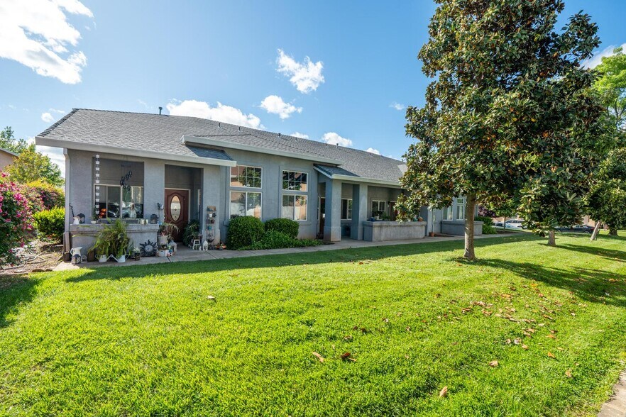 More Photos Of 1281 Heavenly Oak Ln, Redding Multifamily For Sale