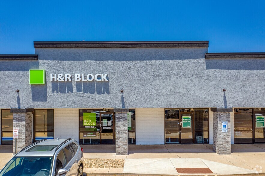 More Photos Of 8115-8129 N 35th Ave, Phoenix Unknown For Lease