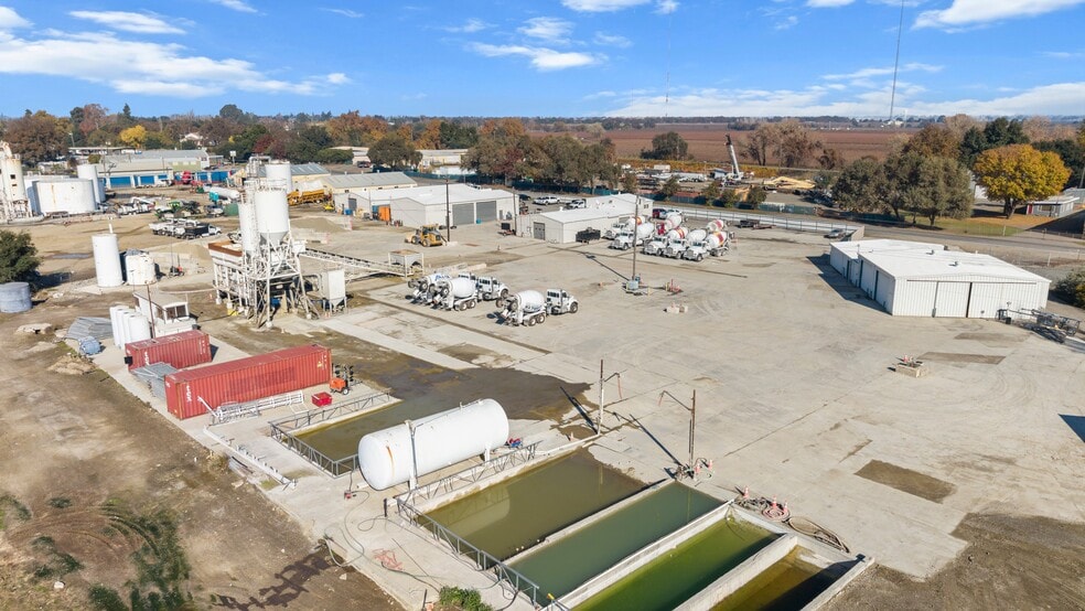 More Photos Of 14450-144470 Walnut Grove- Thornton Rd, Walnut Grove Industrial For Sale