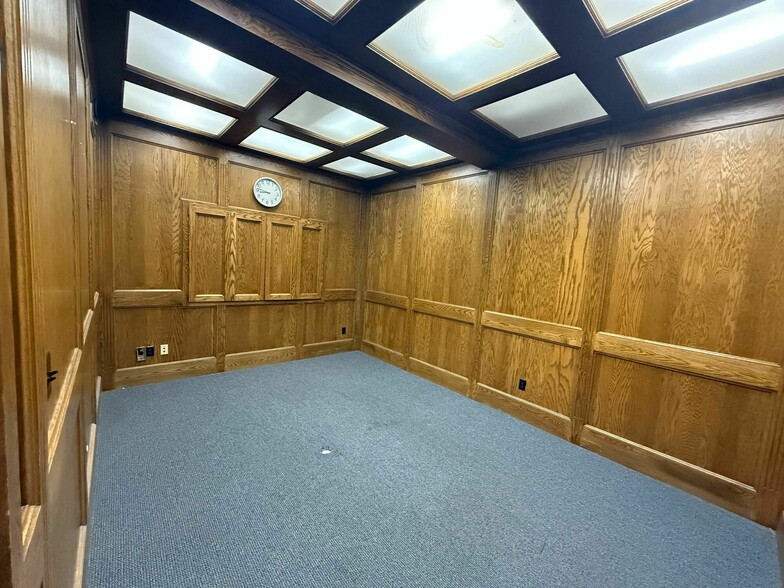 More Photos Of 4629 Quail Lakes Dr, Stockton Office For Lease