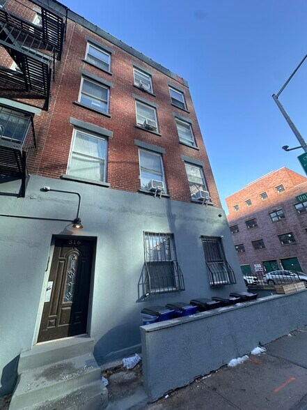 More Photos Of 316 Bond St, Brooklyn Apartments For Sale