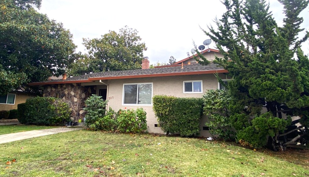 More Photos Of 503 S Kiely Blvd, San Jose Apartments For Sale