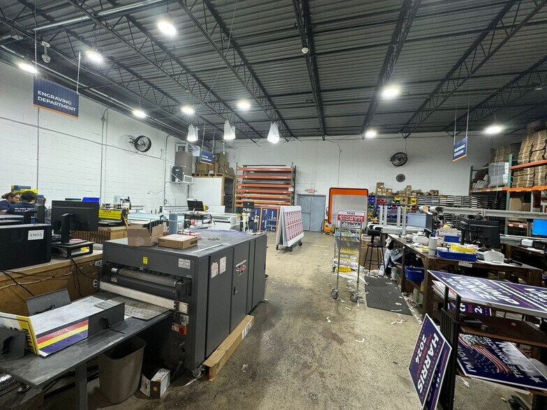 More Photos Of 319 E 54th St, Elmwood Park Light Distribution For Sale