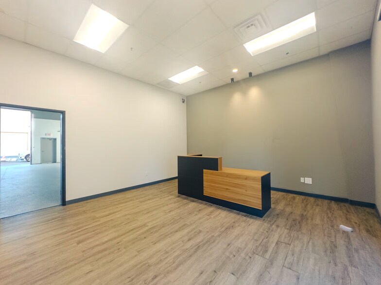 More Photos Of 470 W Larch Rd, Tracy Service For Lease