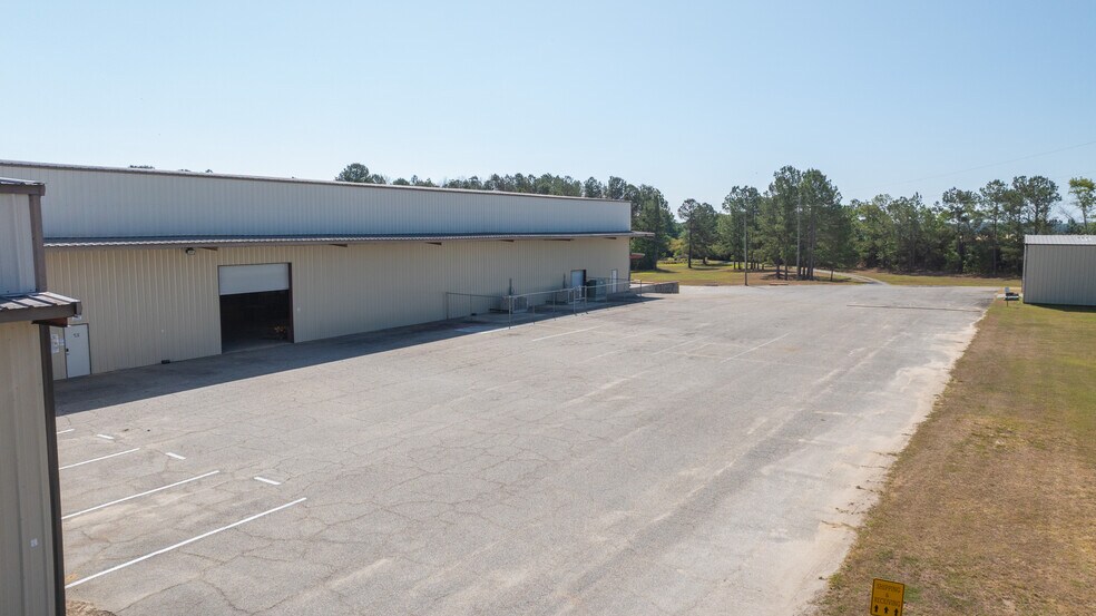 More Photos Of 2476 GA-76 Hwy, Adel Warehouse For Sale