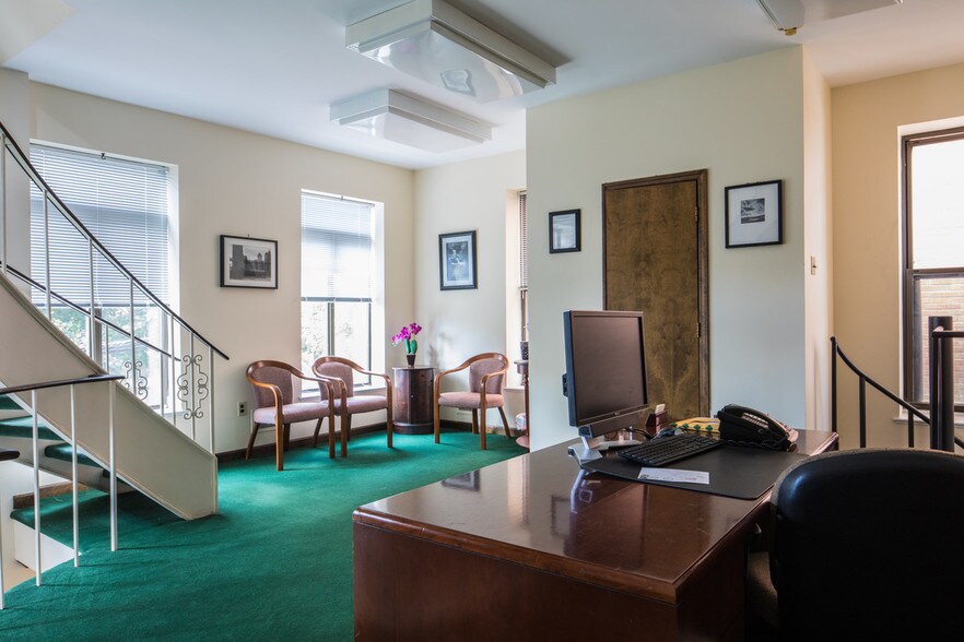 More Photos Of 3 Prospect St, Morristown Office For Lease