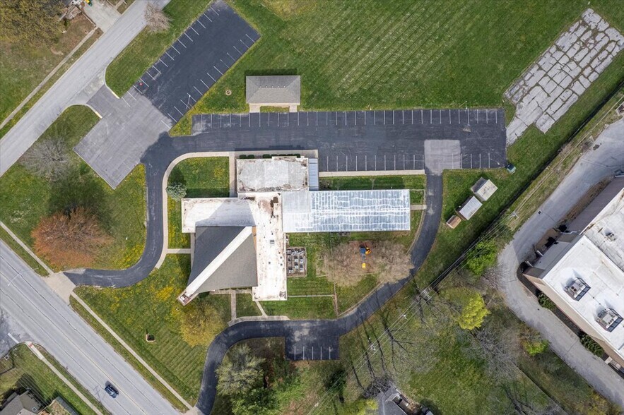 More Photos Of 17200 E 39th St S, Independence Religious Facility For Sale