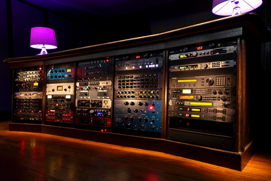 More Photos Of 5739 Tujunga Ave, North Hollywood Movie Radio TVStudio For Sale