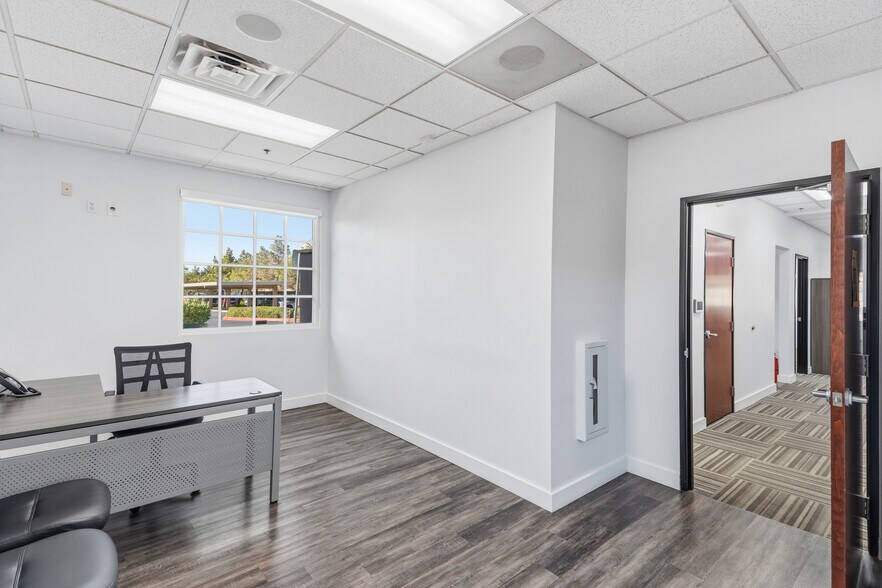 More Photos Of 3161 E Warm Springs Rd, Las Vegas Office For Sale