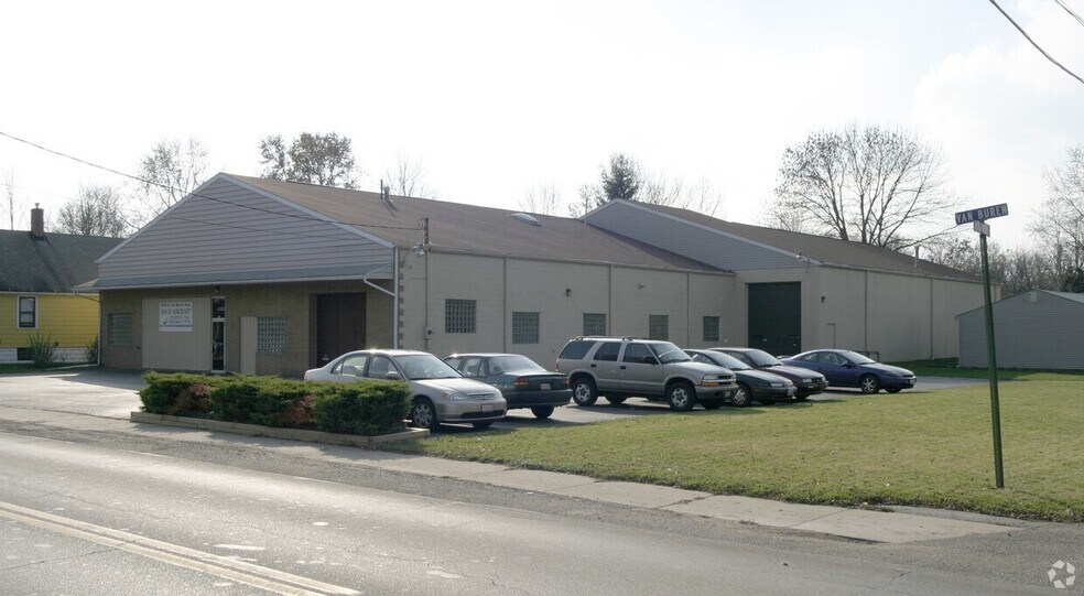 More Photos Of 378 S Van Buren St, Barberton Industrial For Lease
