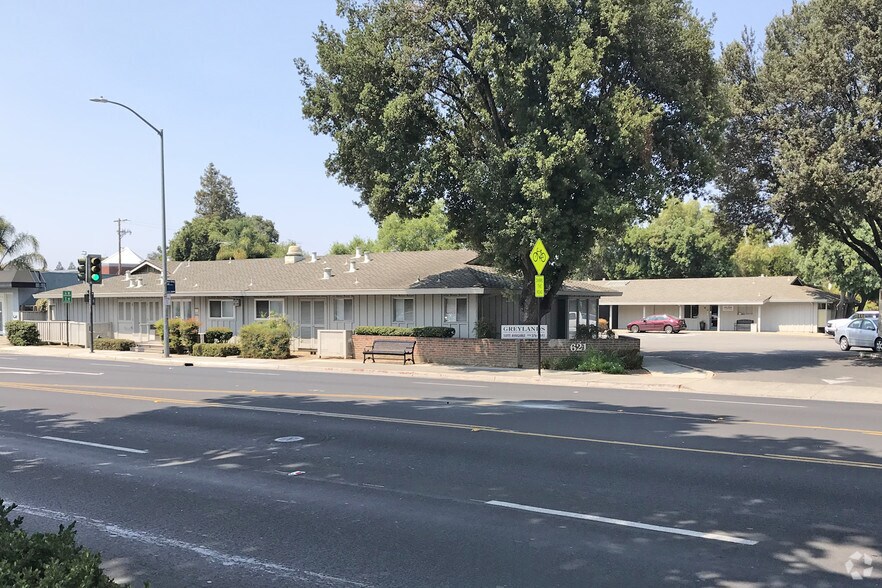 More Photos Of 621 E Campbell Ave, Campbell Medical For Lease