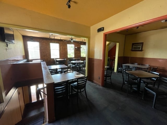 More Photos Of 2101 Menard St, Saint Louis Restaurant For Lease