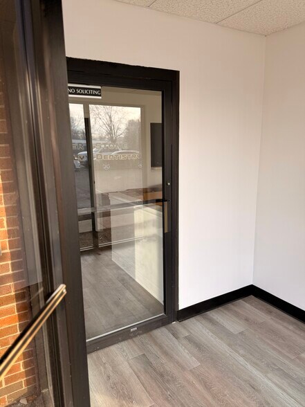 More Photos Of 1201 N Post Rd, Indianapolis Medical For Lease