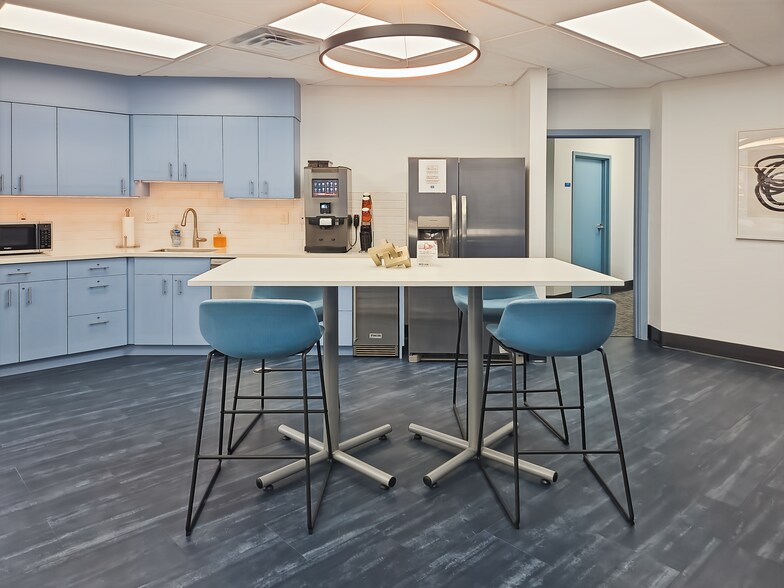 More Photos Of 7055 Engle Rd, Middleburg Heights Coworking Space