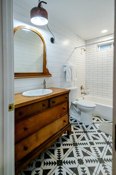 More Photos Of 6385 W White Mountain Blvd, Lakeside Lodge Meeting Hall For Sale